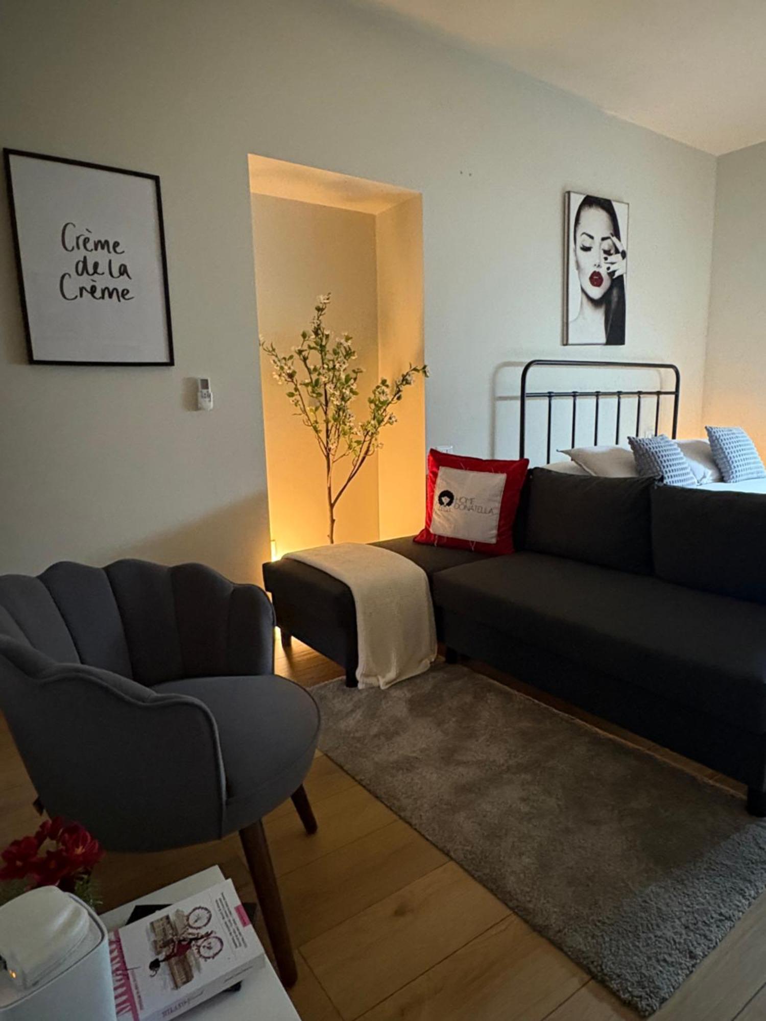 Home Donatella Cormano Luaran gambar